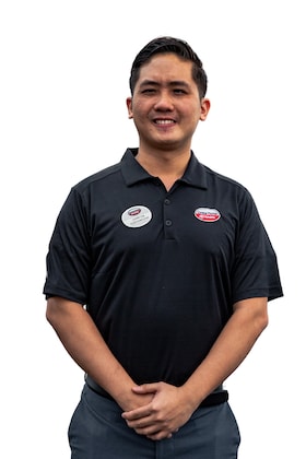 Staff member Johnny Tam from ID_42d364