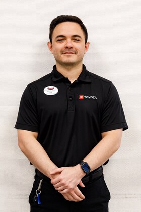 Staff member Manuel Villanueva from ID_42d364