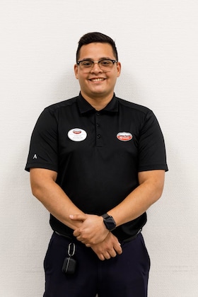 Staff member Alfonso Vera from ID_42d364
