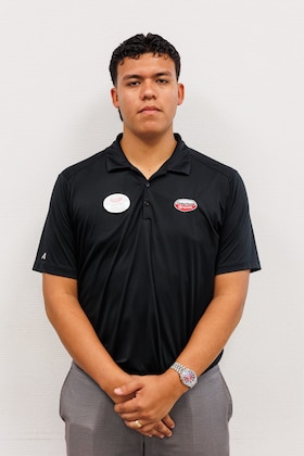 Staff member Andres Perez from ID_42d364