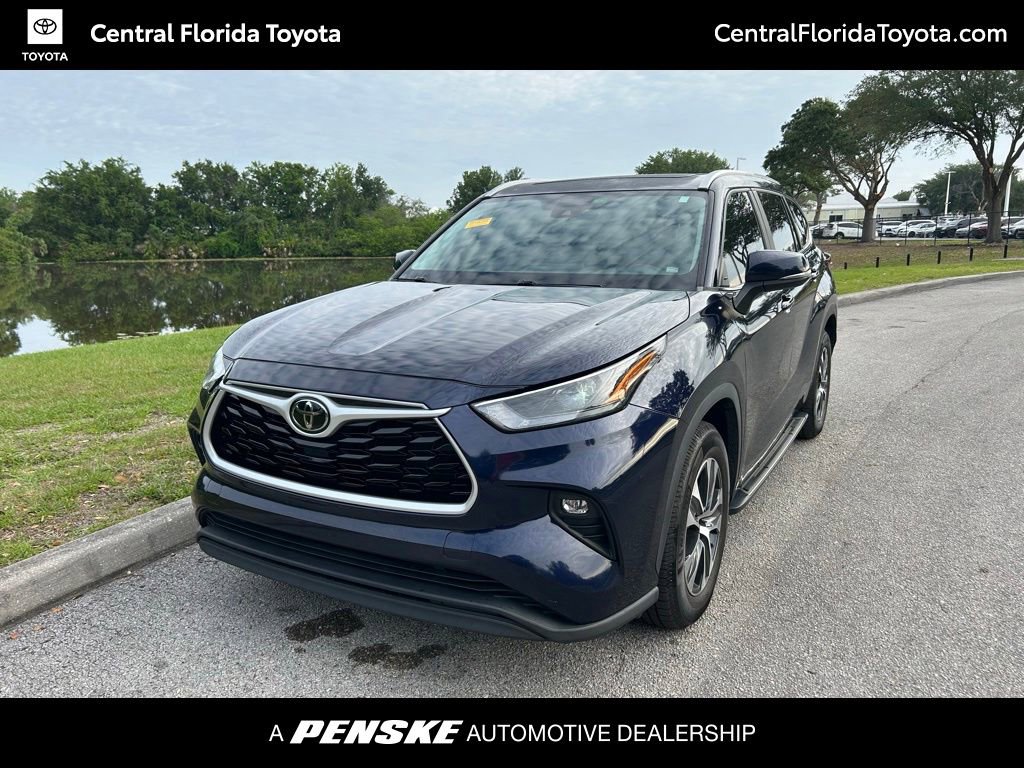 2023 Toyota Highlander XLE