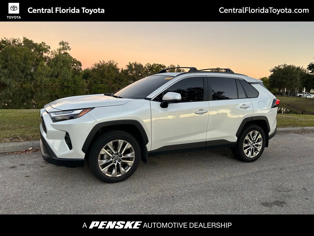 2025 Toyota RAV4 XLE Premium's photo