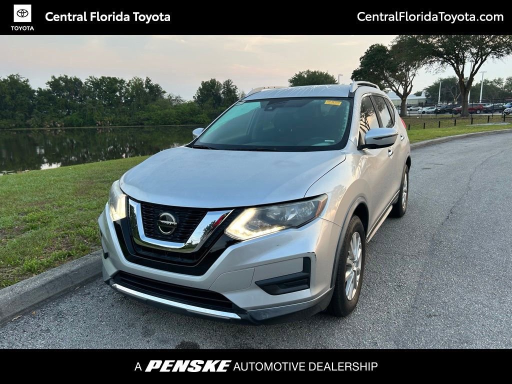 2020 Nissan Rogue SV