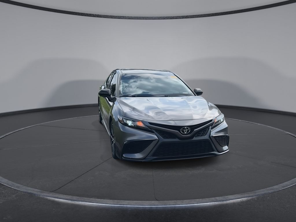 Used 2021 Toyota Camry SE Sedan