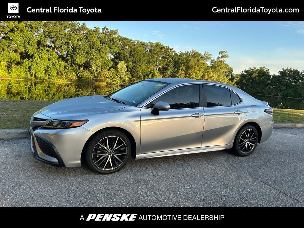 Used 2024 Toyota Camry SE Sedan