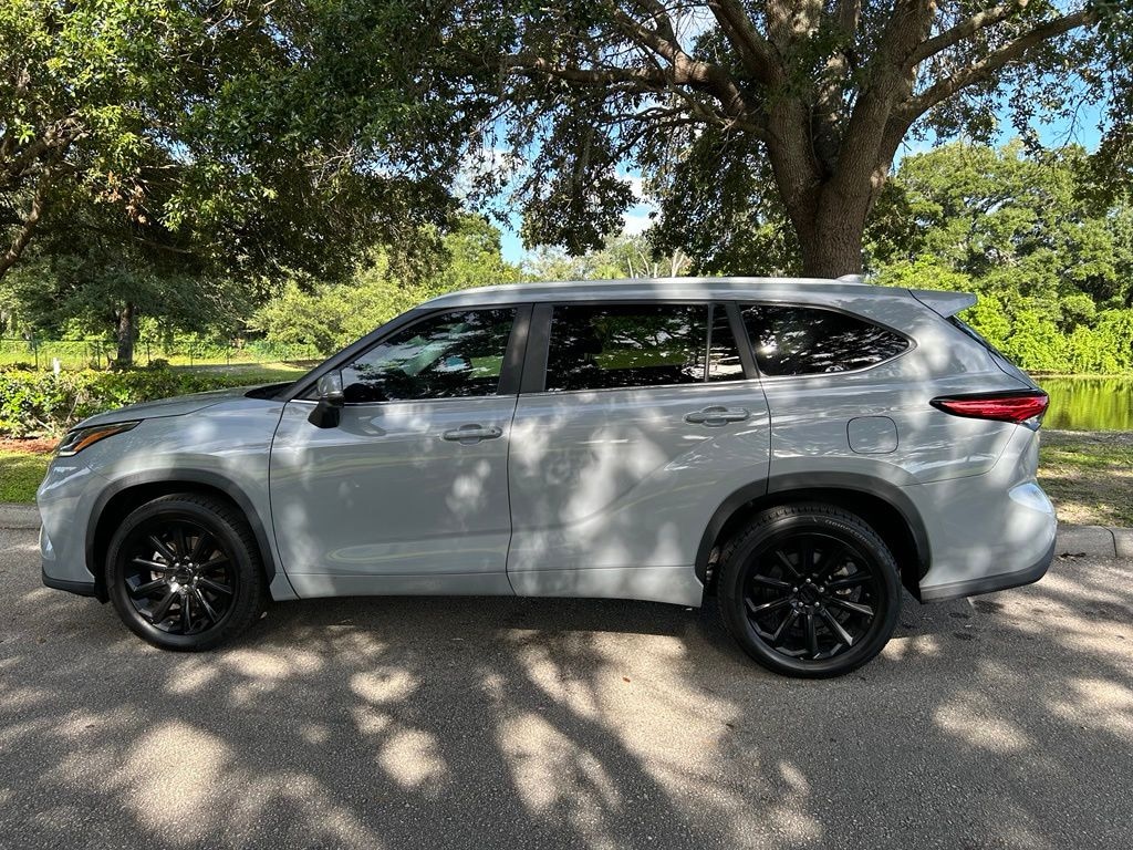 Used 2023 Toyota Highlander Hybrid Bronze Edition SUV