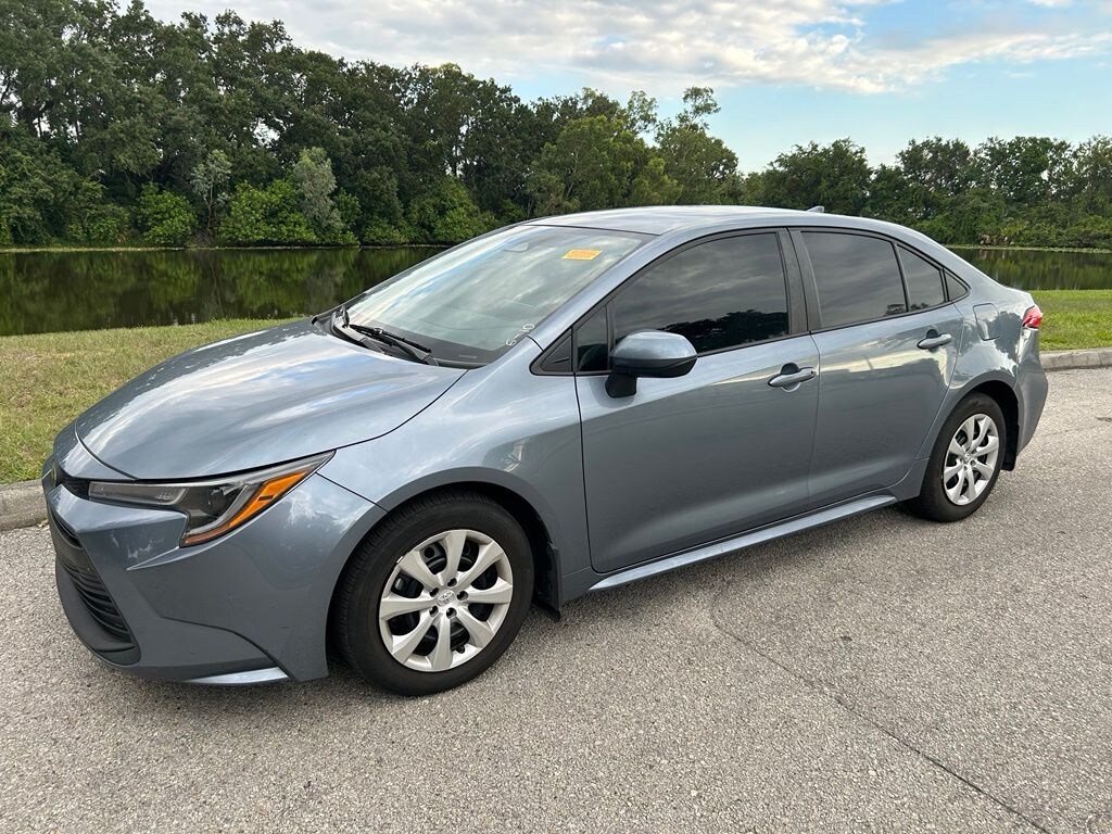Used 2025 Toyota Corolla LE Sedan