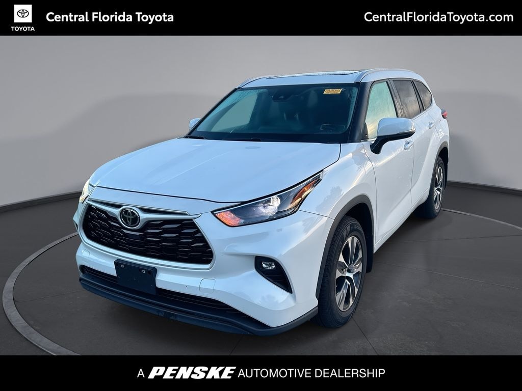 Used 2023 Toyota Highlander XLE SUV