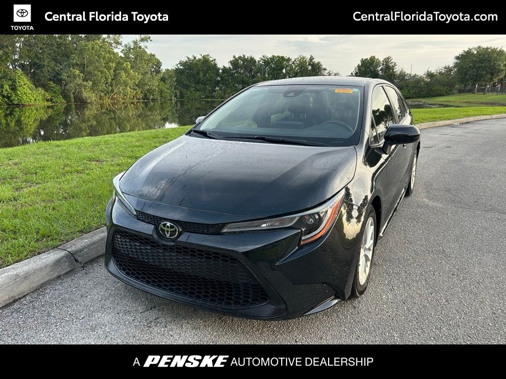 Used 2022 Toyota Corolla LE Sedan