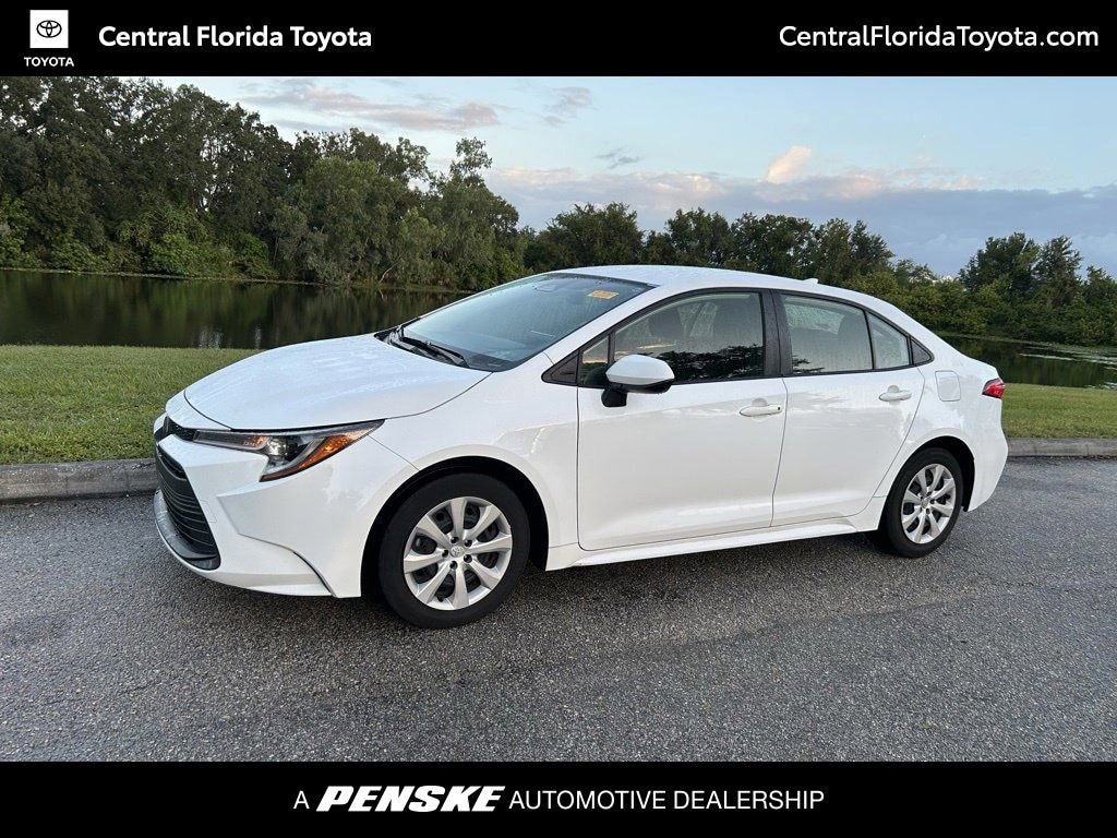 Used 2023 Toyota Corolla LE Sedan