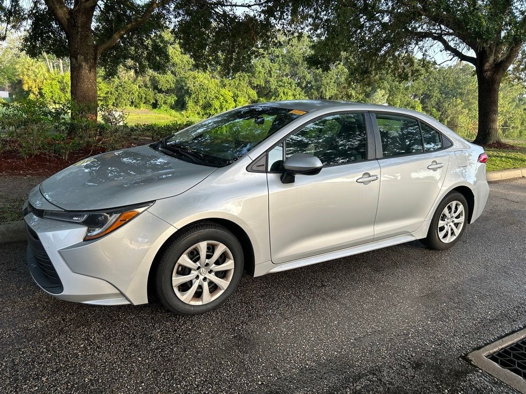 Certified 2025 Toyota Corolla LE Sedan