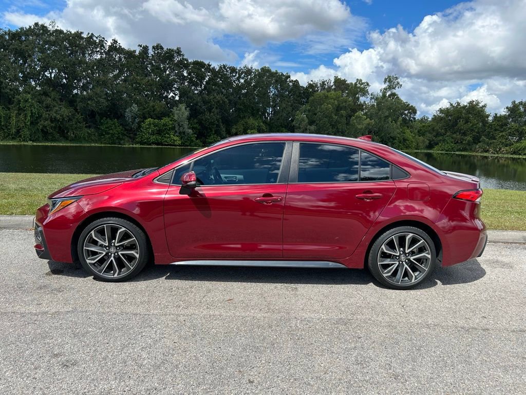 2022 Toyota Corolla SE photo 2