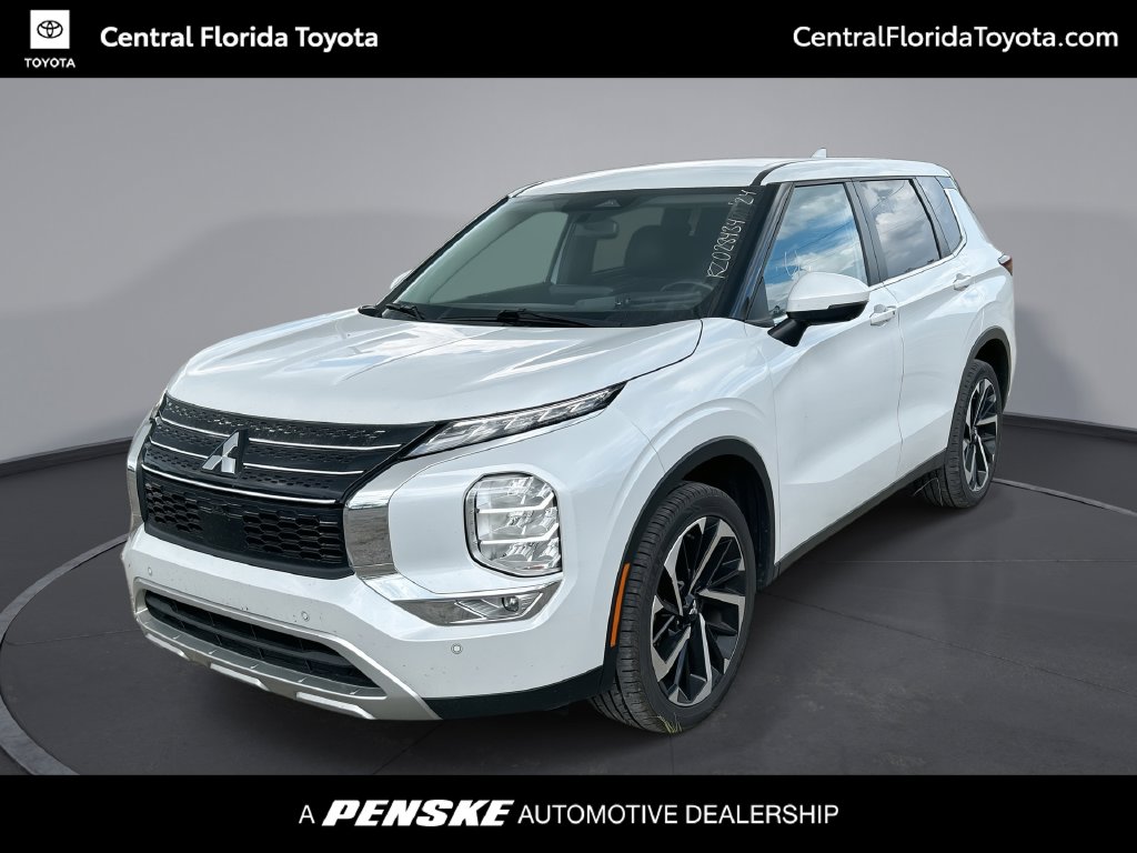 2024 Mitsubishi Outlander SE