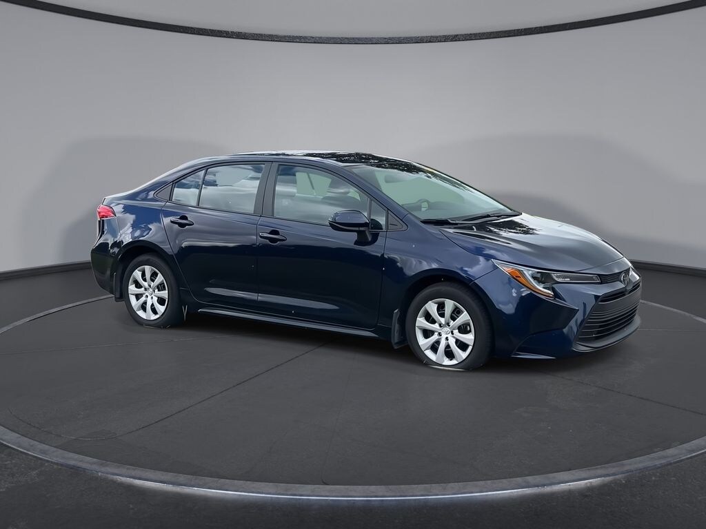Used 2025 Toyota Corolla LE Sedan