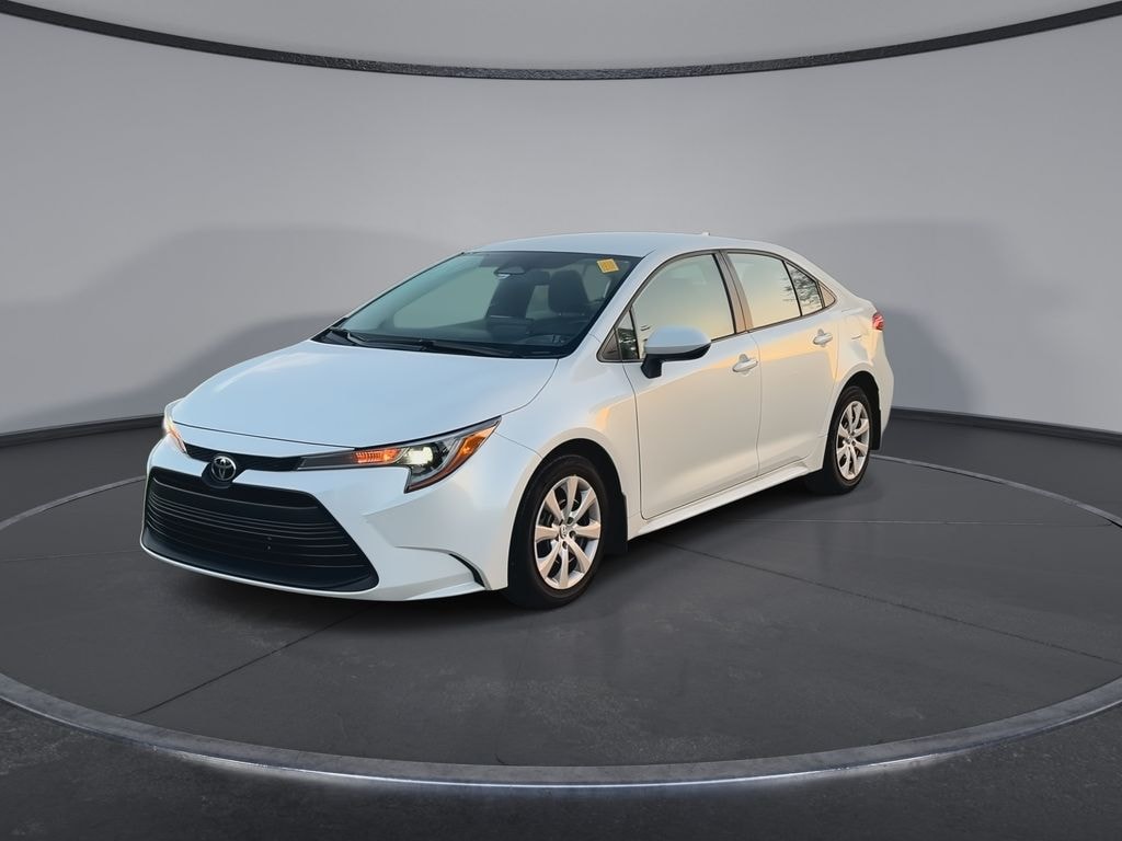 Certified 2025 Toyota Corolla LE Sedan