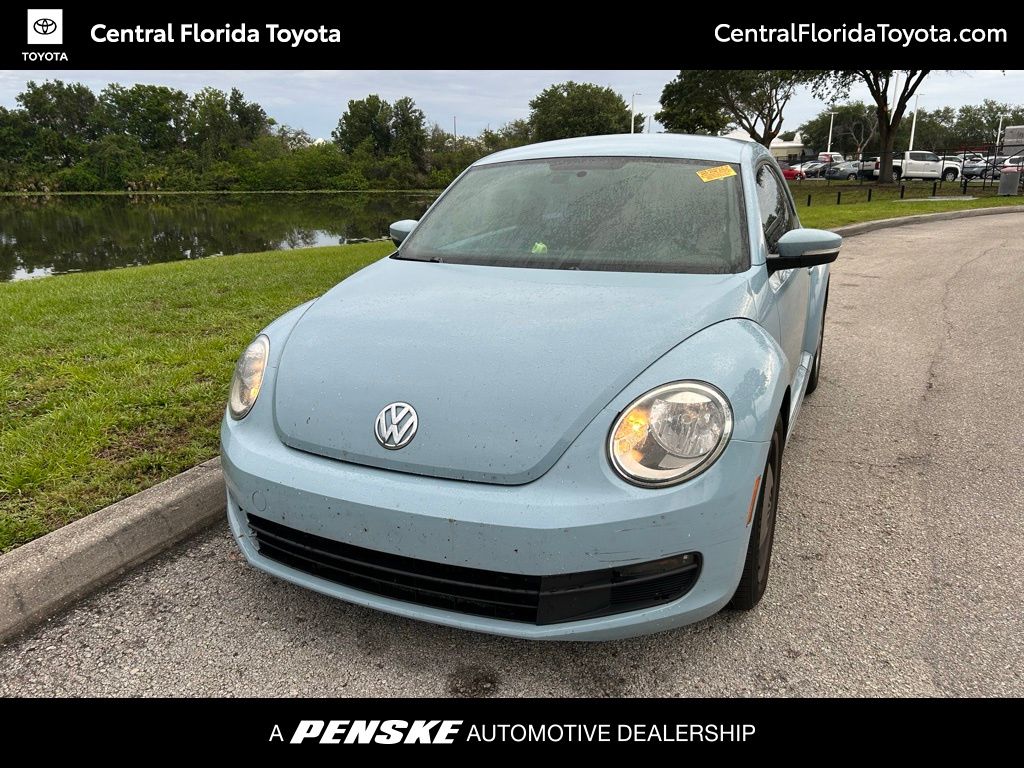 2013 Volkswagen Beetle 2.5L's photo