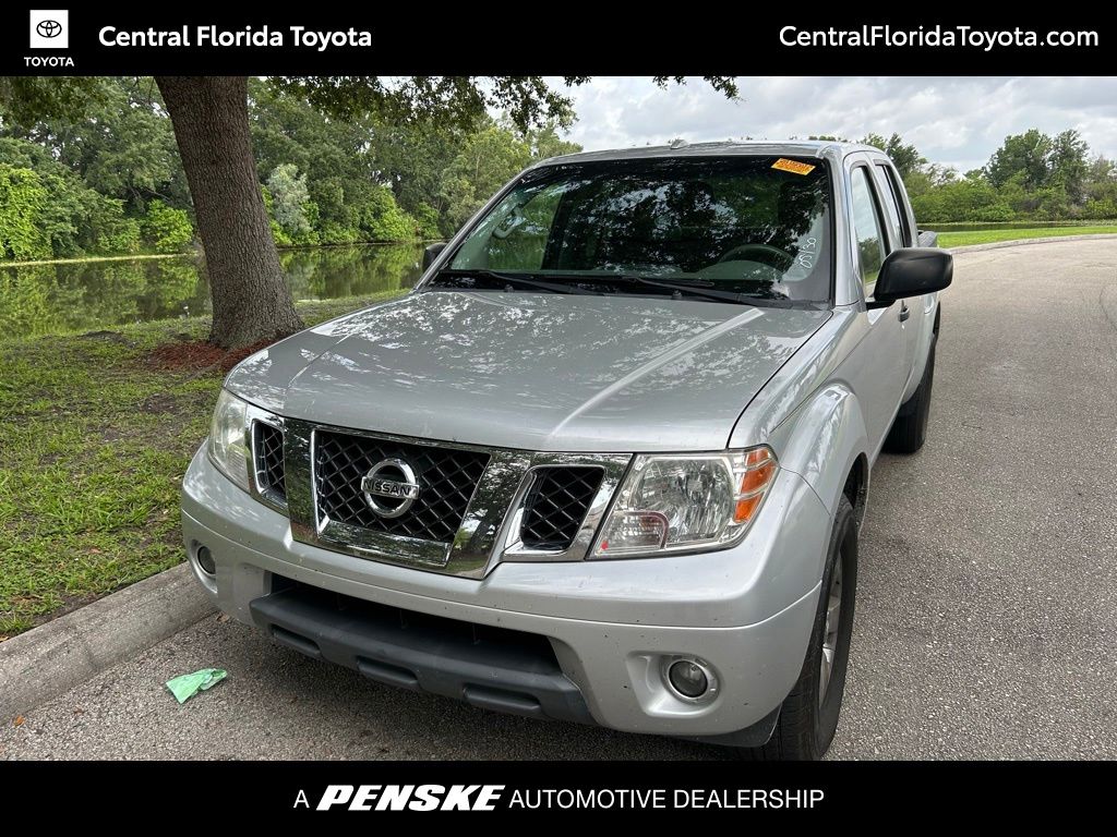 2013 Nissan Frontier 4.0 SV Crew Cab 4X2 AT SWB's photo