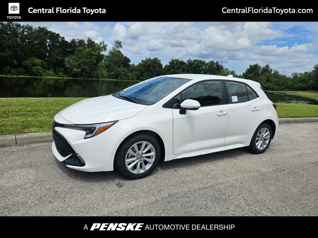 2025 Toyota Corolla Hatchback SE