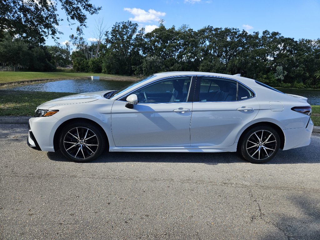 Used 2023 Toyota Camry SE with VIN 4T1G11AK5PU188160 for sale in Orlando, FL