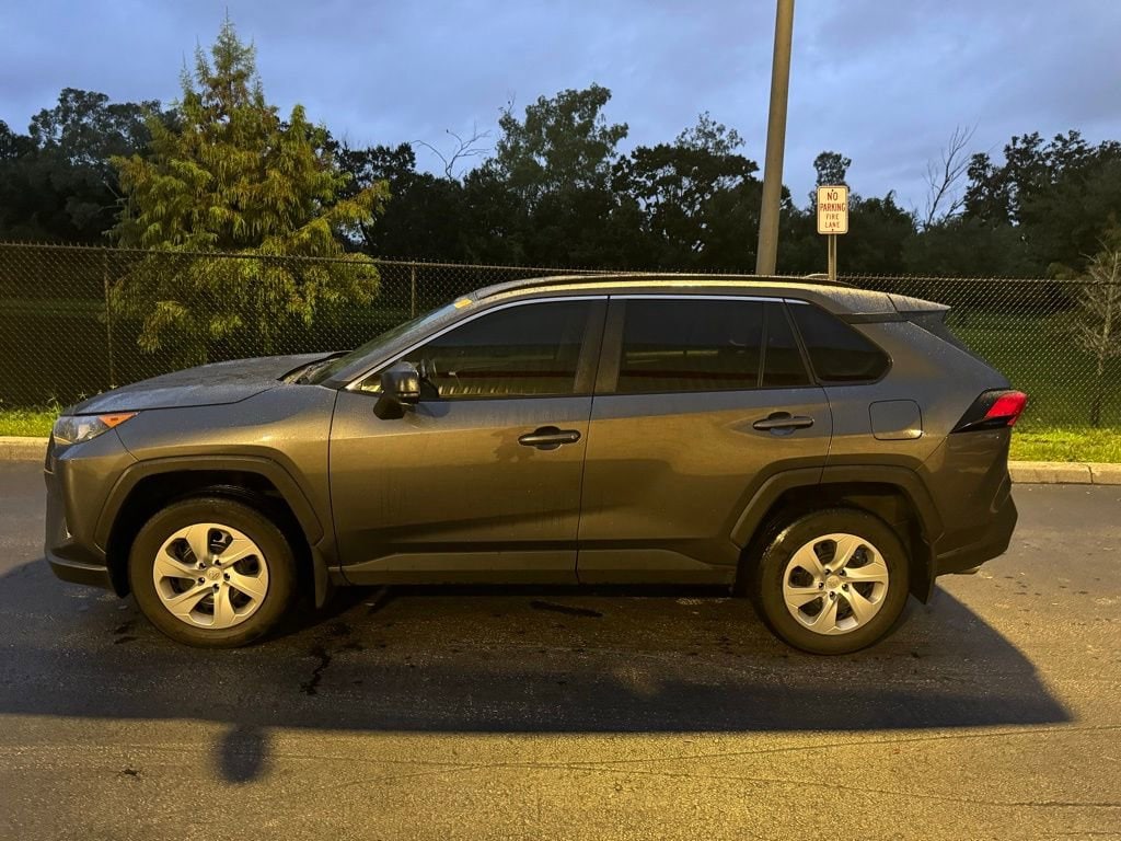 Used 2021 Toyota RAV4 LE with VIN 2T3H1RFV0MC106894 for sale in Orlando, FL