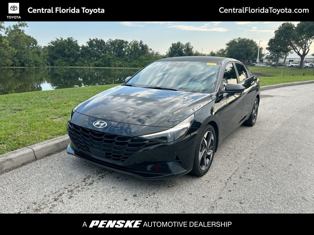 Used 2023 Hyundai Elantra SEL Sedan