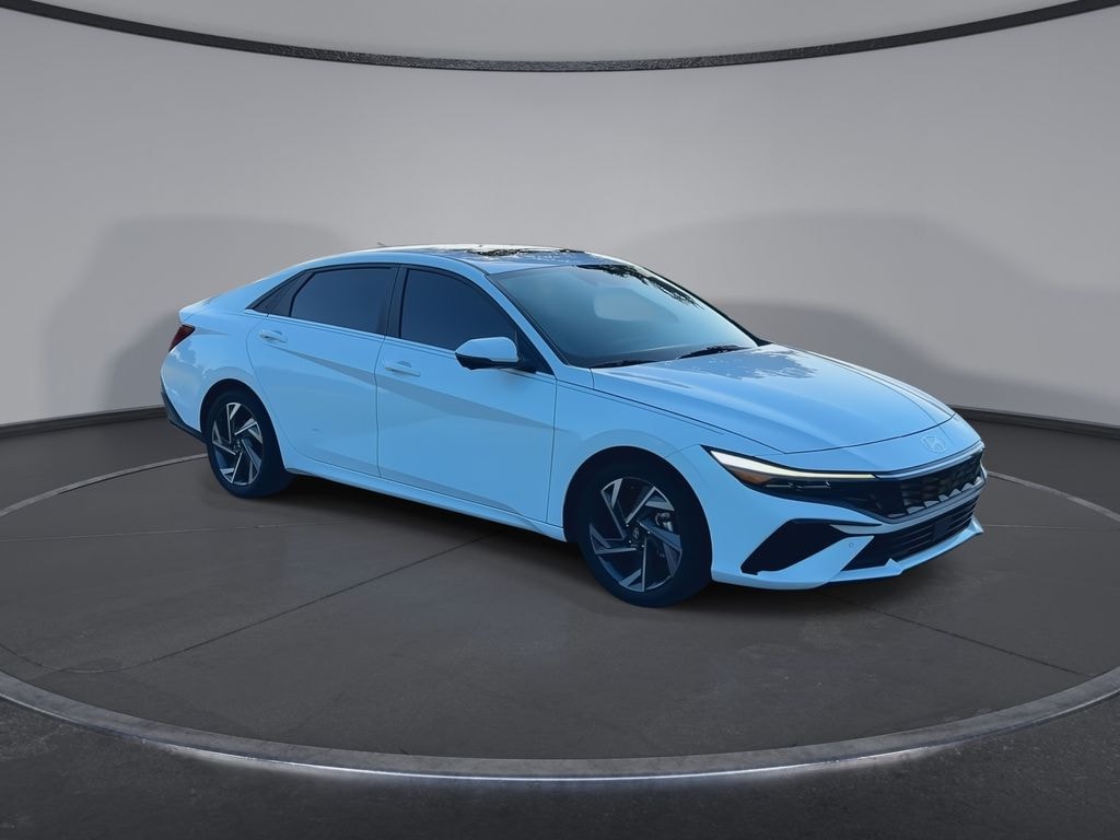 Used 2024 Hyundai Elantra Limited Sedan