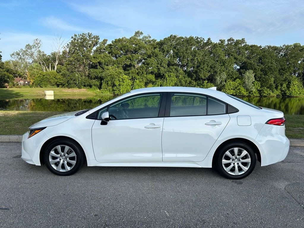 Used 2024 Toyota Corolla LE Sedan
