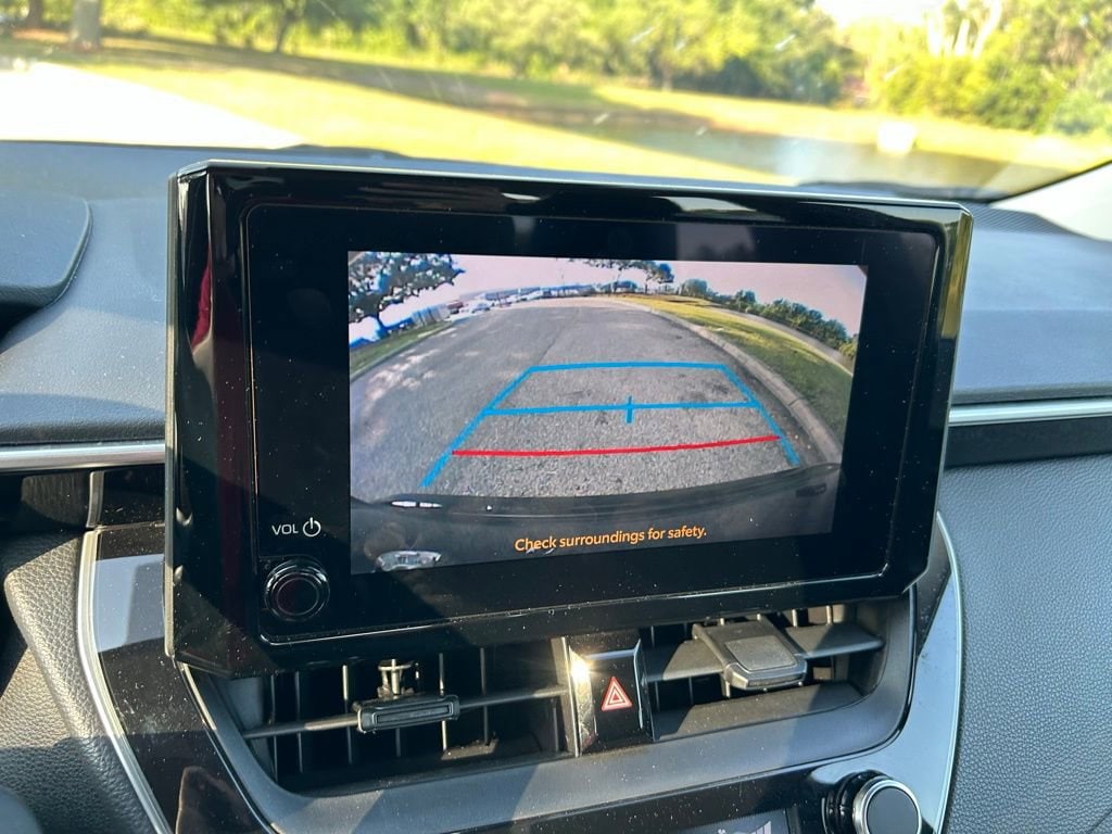 2023 Toyota Corolla LE - Photo 24