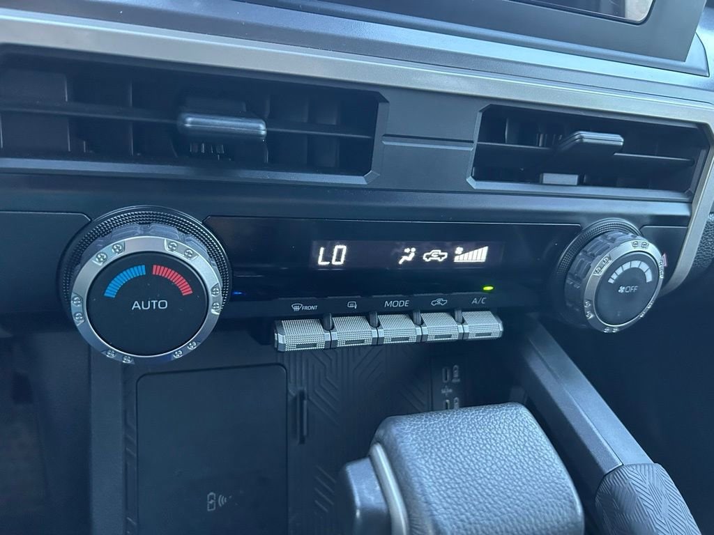 2024 Toyota Tacoma SR5 - Photo 26