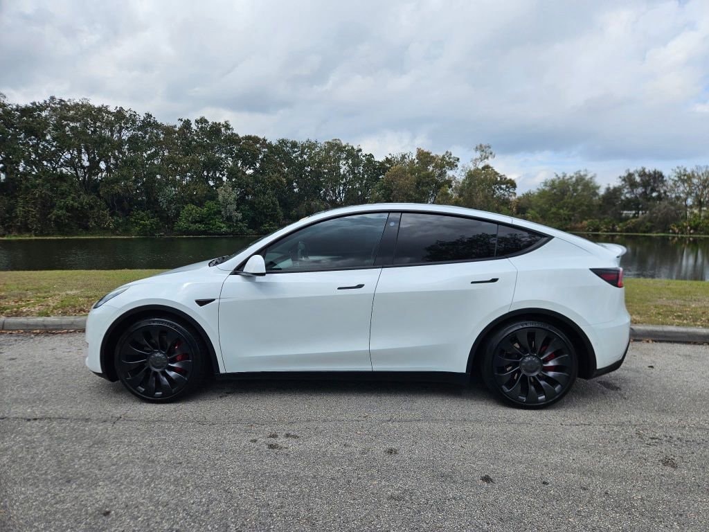 Used 2022 Tesla Model Y Performance with VIN 7SAYGDEF1NF539578 for sale in Orlando, FL
