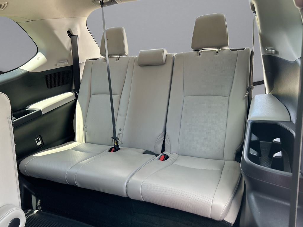 2024 Toyota Grand Highlander XLE - Photo 33