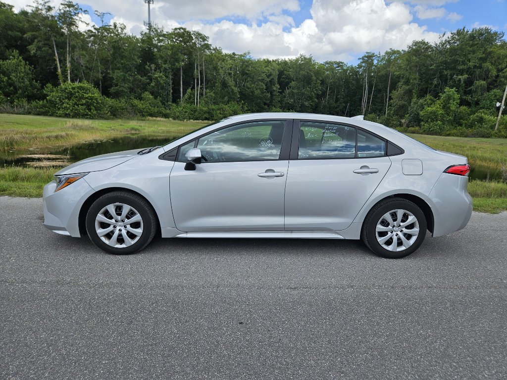Used 2024 Toyota Corolla LE with VIN 5YFB4MDE1RP082026 for sale in Orlando, FL
