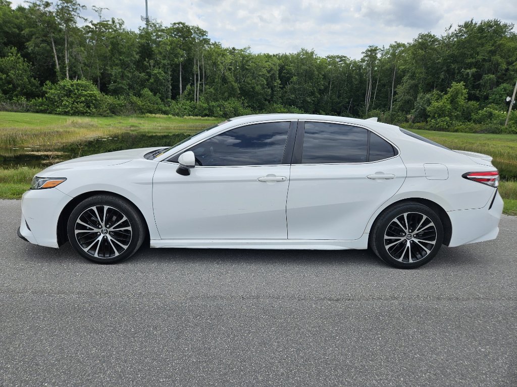 Used 2020 Toyota Camry SE with VIN 4T1G11AKXLU338743 for sale in Orlando, FL