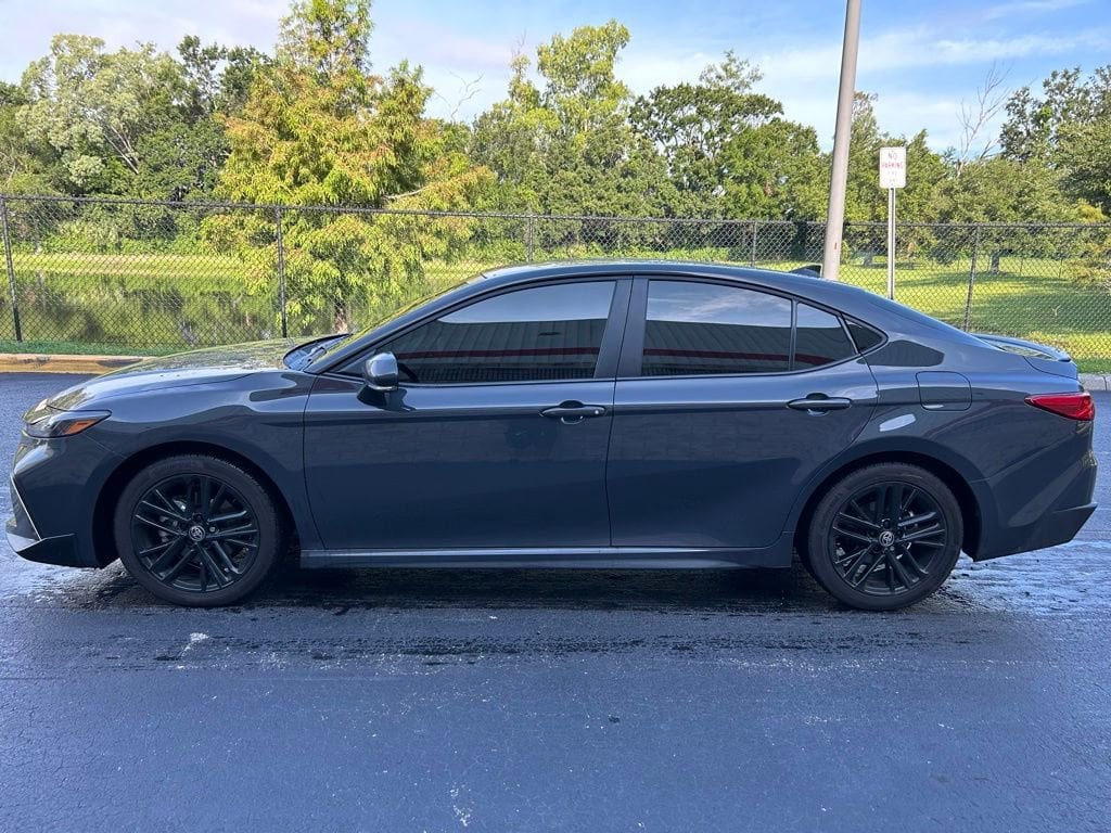 Used 2025 Toyota Camry SE with VIN 4T1DAACKXSU588563 for sale in Orlando, FL
