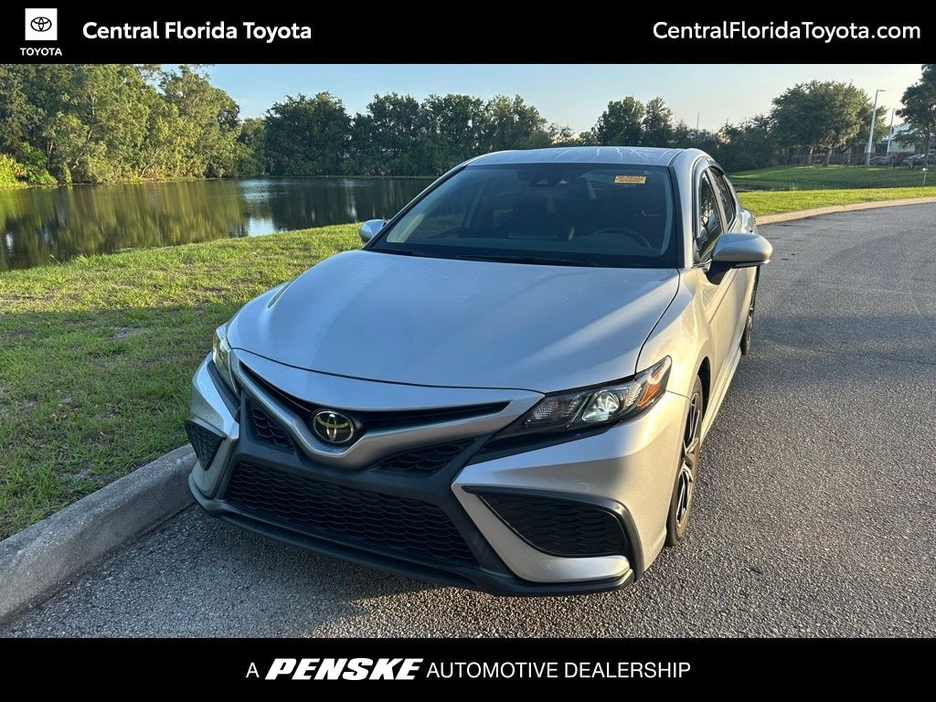 Used 2023 Toyota Camry SE Sedan