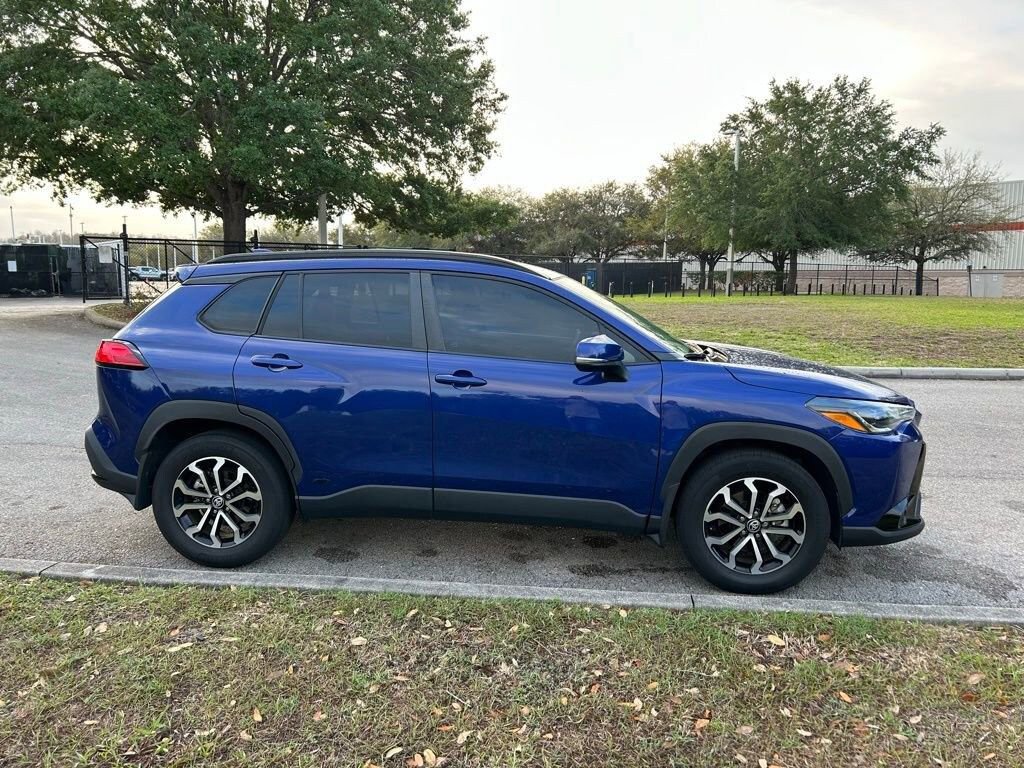 2023 Toyota Corolla Cross SE - Photo 6