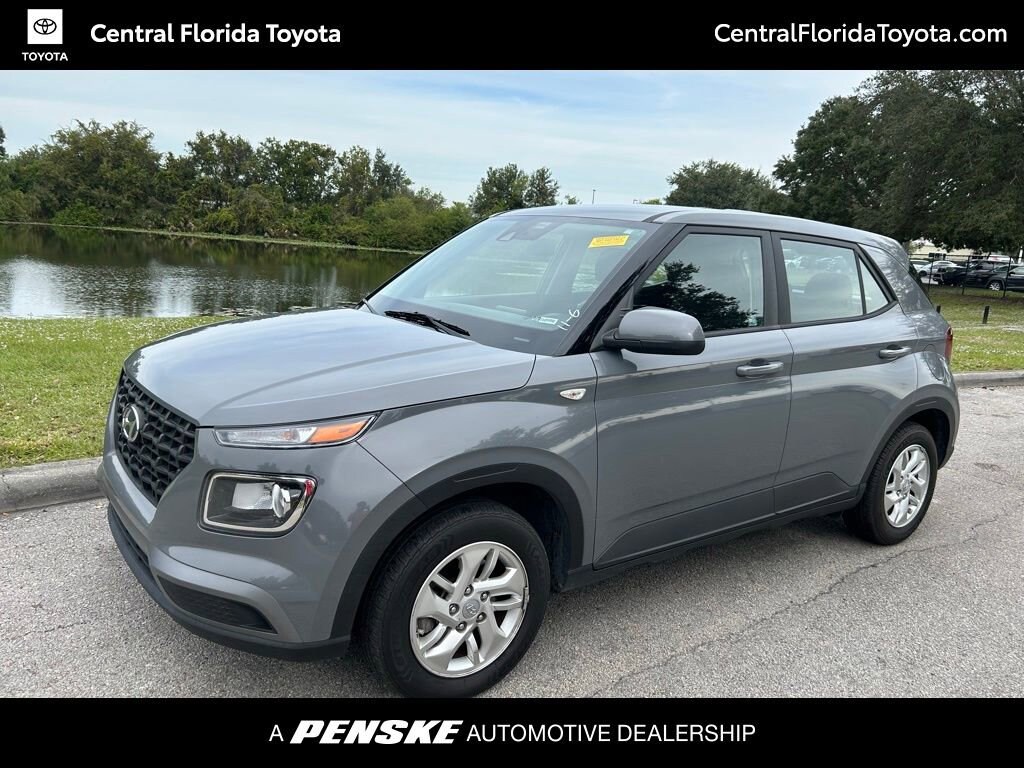 Used 2021 Hyundai Venue SE SUV