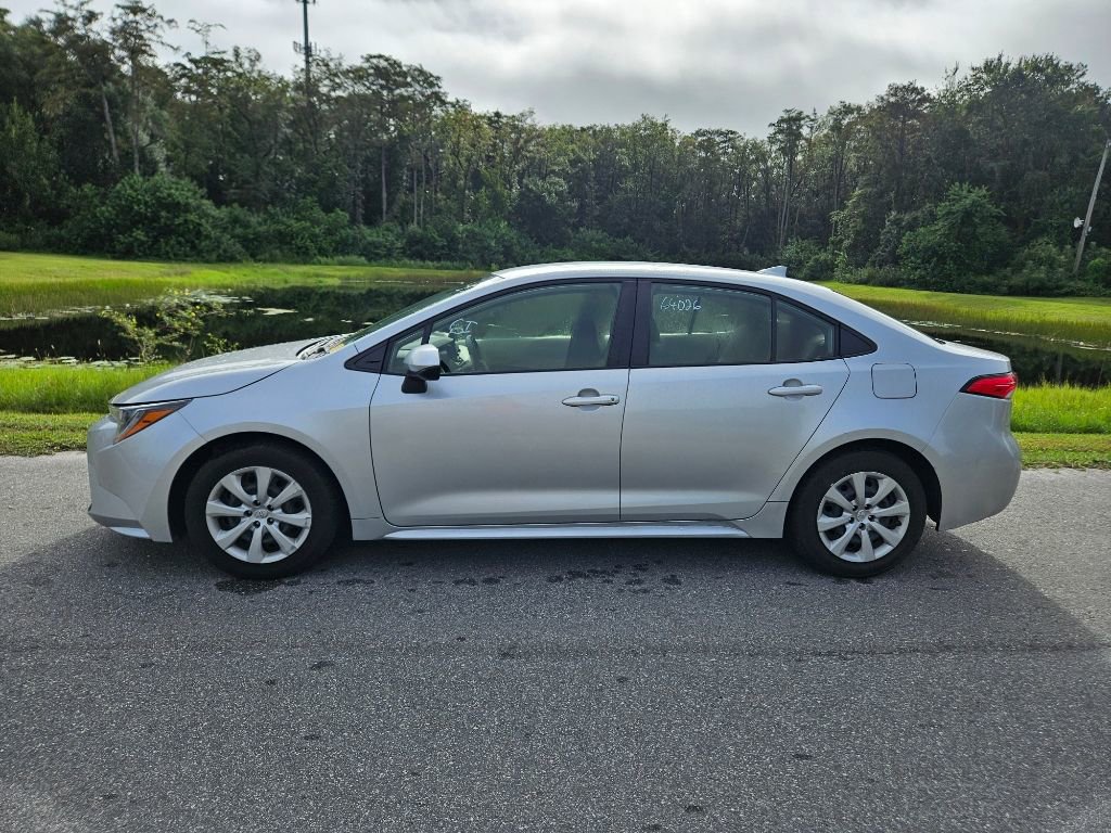 Used 2022 Toyota Corolla LE with VIN JTDEPMAE6N3003140 for sale in Orlando, FL