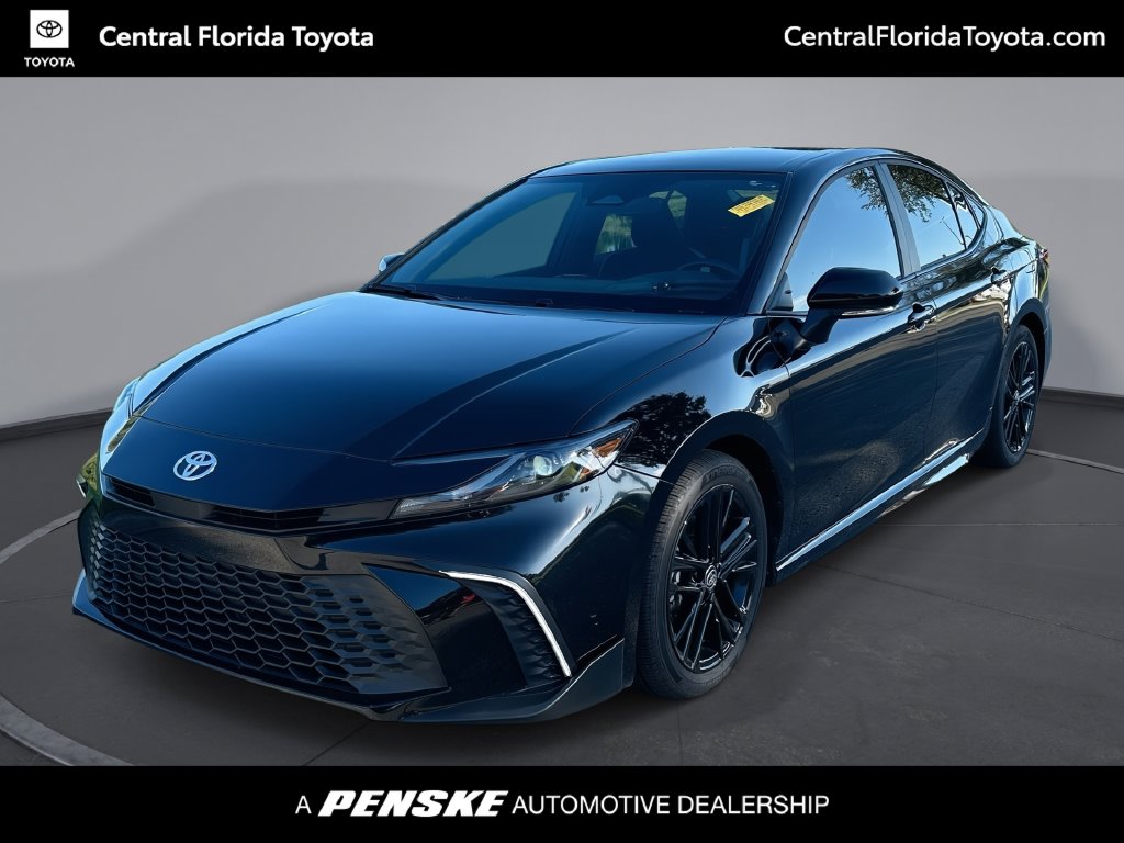 Used 2026 Toyota Camry SE Sedan
