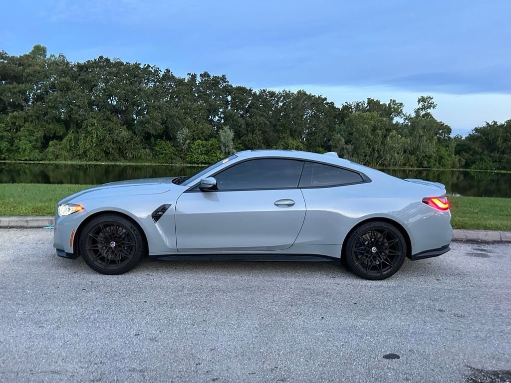 2022 Bmw M4 Coupe photo 2