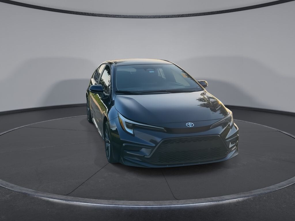 Used 2025 Toyota Corolla SE Sedan