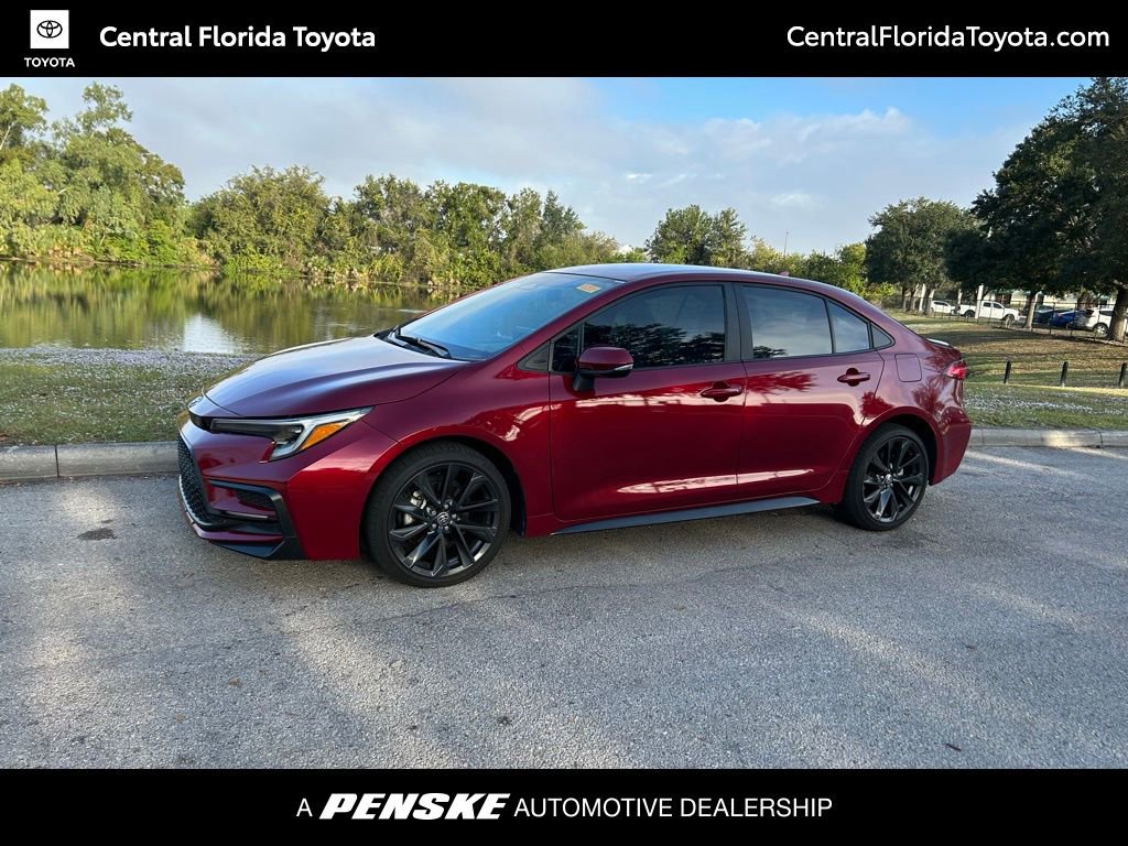 2024 Toyota Corolla SE's photo