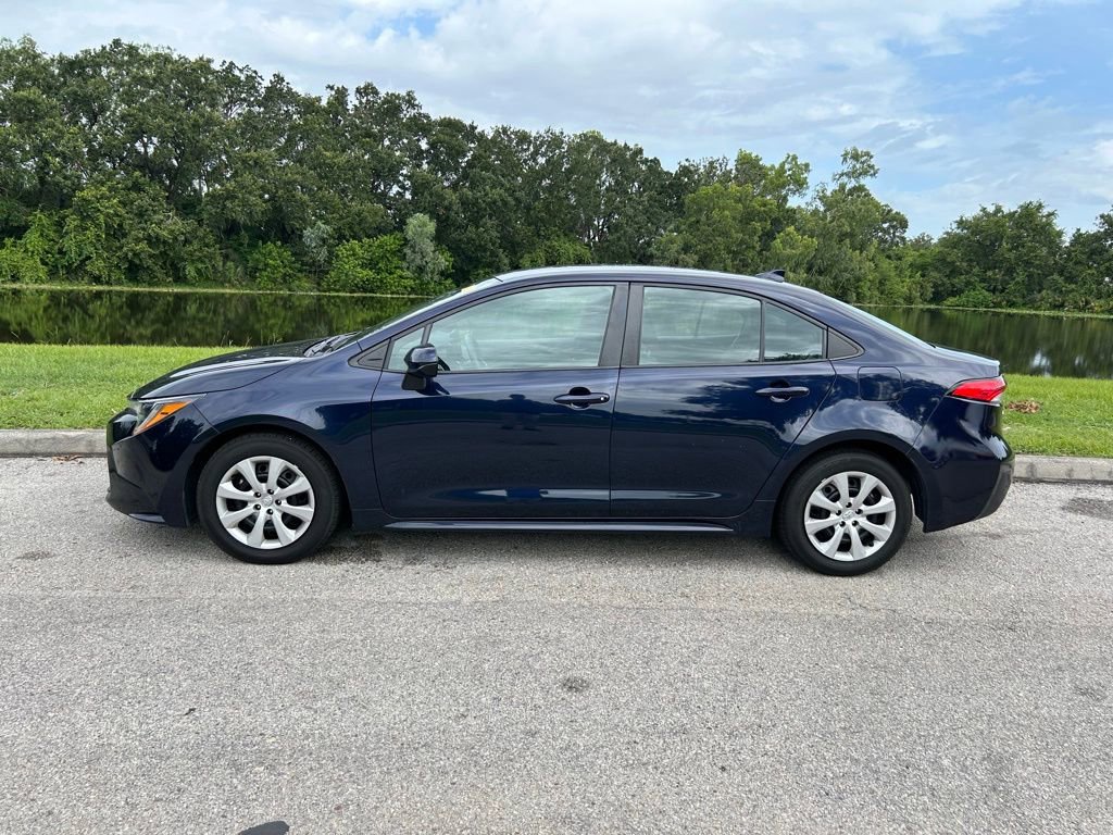 Used 2023 Toyota Corolla LE with VIN 5YFB4MDE4PP068828 for sale in Orlando, FL