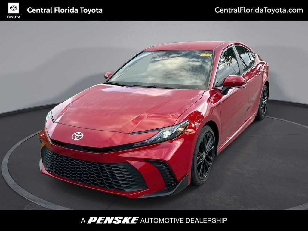 Used 2025 Toyota Camry SE Sedan