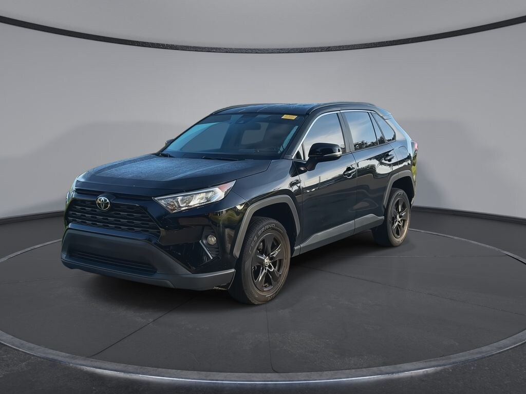 Used 2021 Toyota RAV4 XLE SUV
