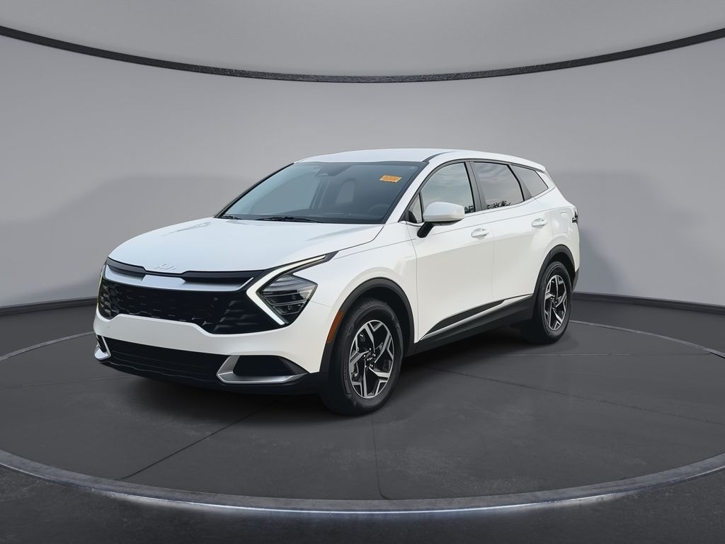 Used 2025 Kia Sportage LX SUV