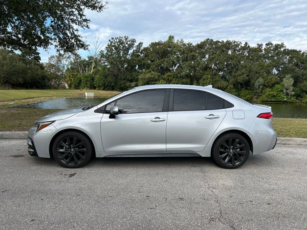 2023 Toyota Corolla SE photo 2
