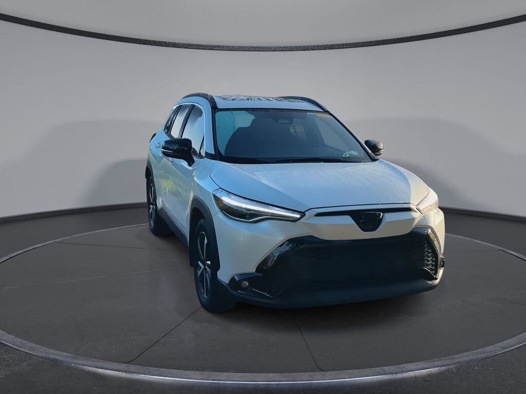 Used 2025 Toyota Corolla Cross Hybrid XSE SUV