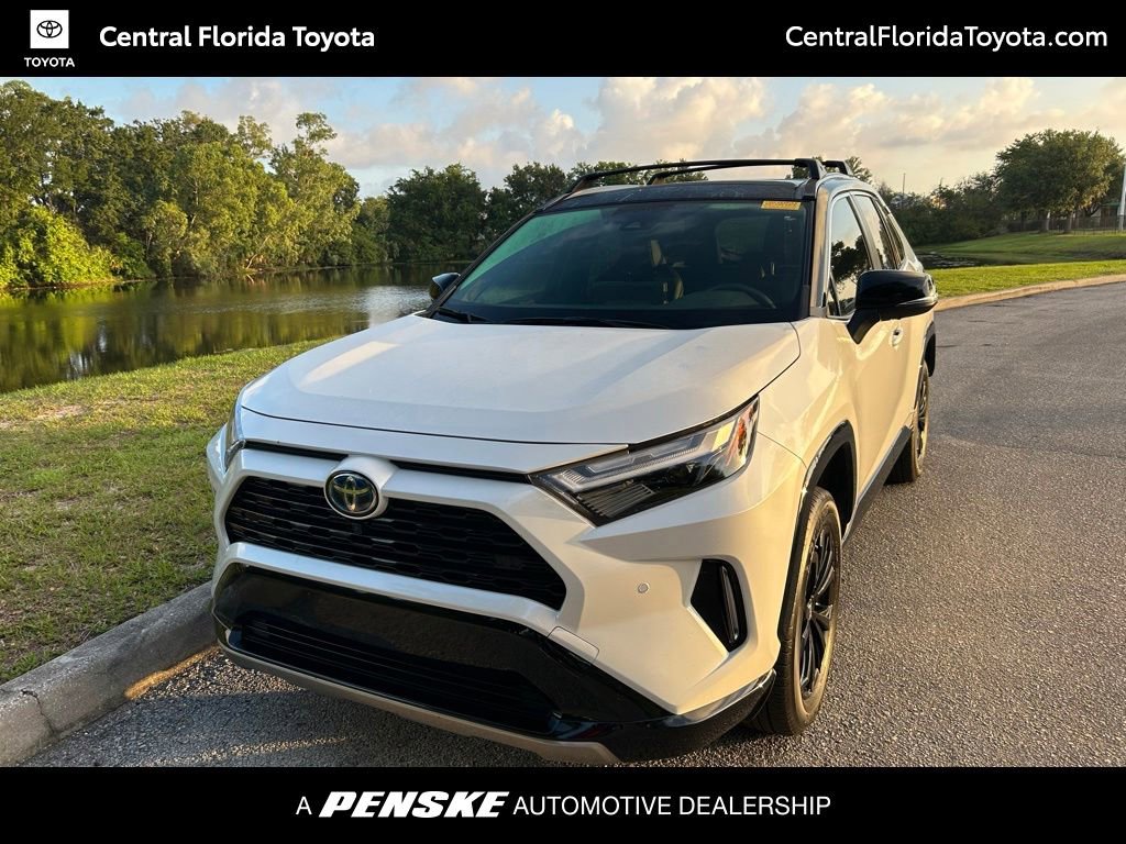 2024 Toyota RAV4 Hybrid XSE AWD's photo