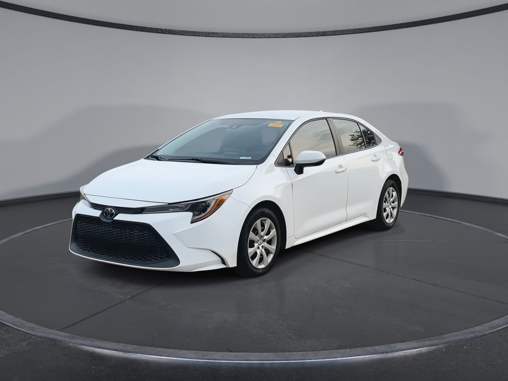 Used 2021 Toyota Corolla LE Sedan